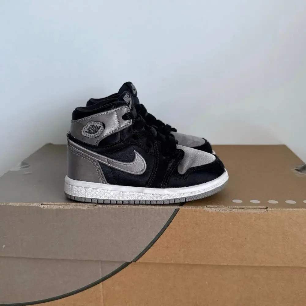 Nike Air Jordan 1 Satin Grey /Black Toddler Sneakers- SZ 6 C
